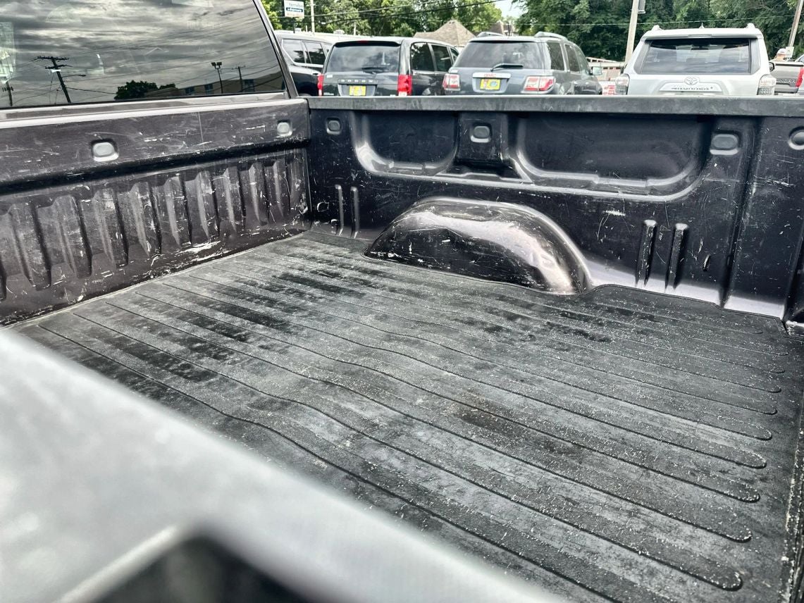2015 Chevrolet Silverado 1500 Crew Cab Z71 LT Pickup 4D 5 3/4 ft