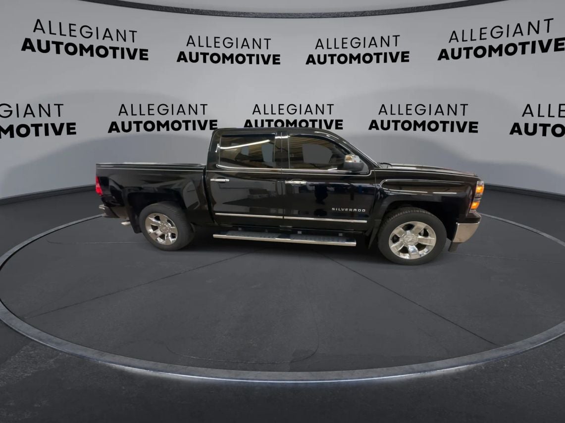 2015 Chevrolet Silverado 1500 Crew Cab LTZ Pickup 4D 5 3/4 ft