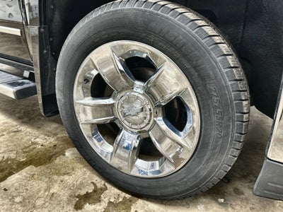 2015 Chevrolet Silverado 1500 Crew Cab LTZ Pickup 4D 5 3/4 ft