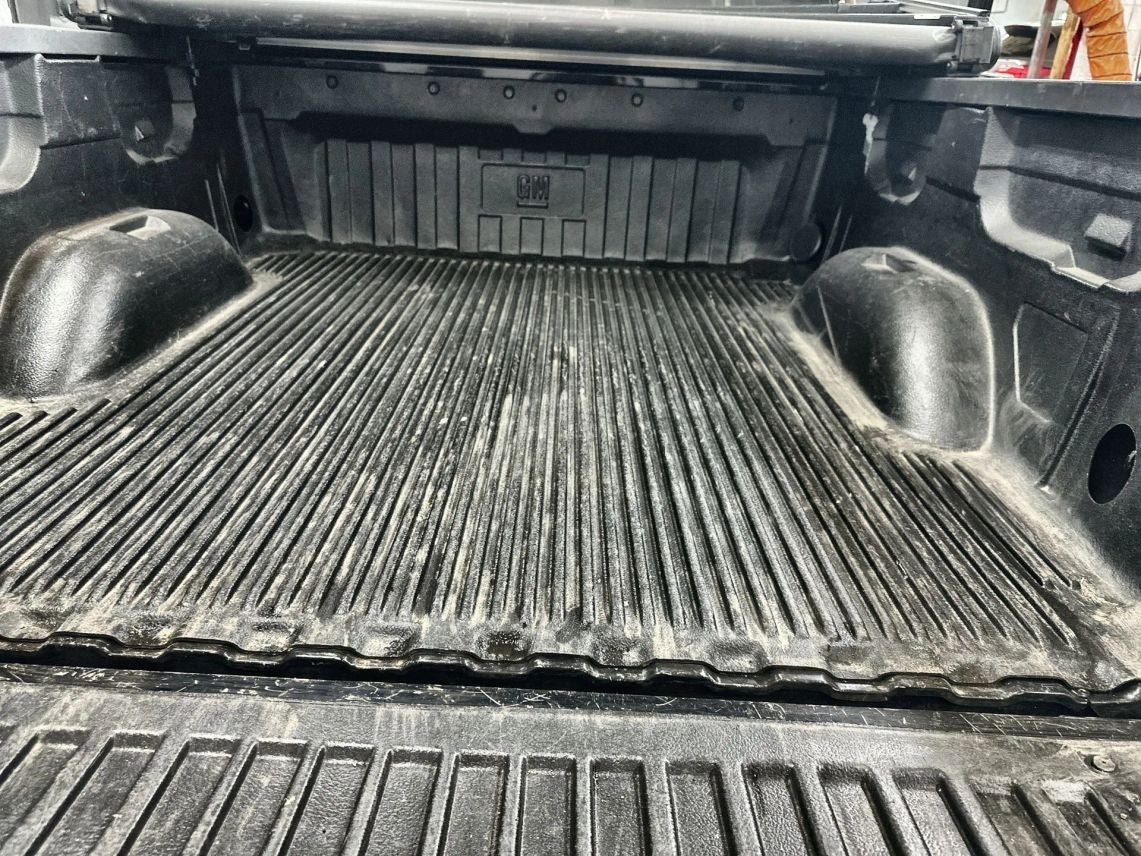 2015 Chevrolet Silverado 1500 Crew Cab LTZ Pickup 4D 5 3/4 ft