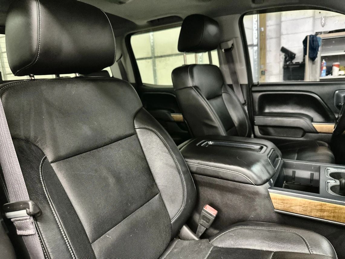2015 Chevrolet Silverado 1500 Crew Cab LTZ Pickup 4D 5 3/4 ft