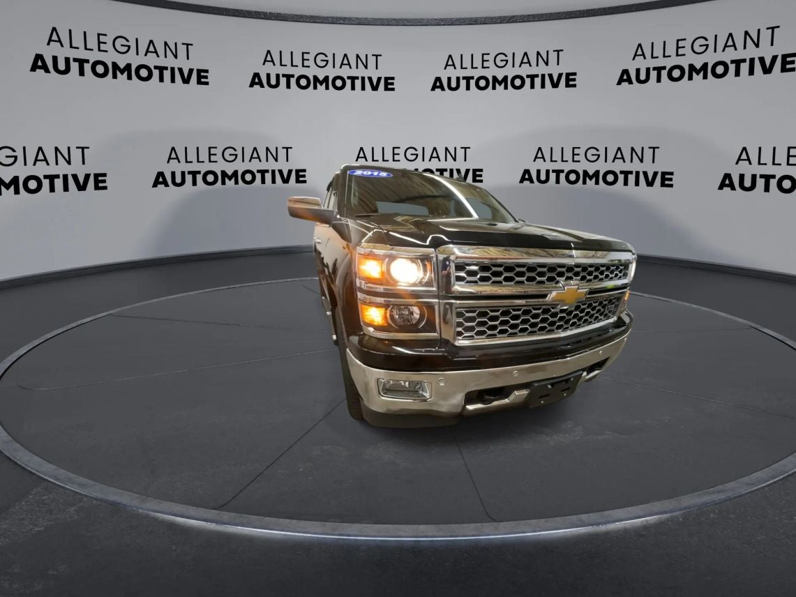 2015 Chevrolet Silverado 1500 Crew Cab LTZ Pickup 4D 5 3/4 ft