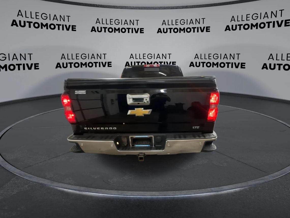 2015 Chevrolet Silverado 1500 Crew Cab LTZ Pickup 4D 5 3/4 ft