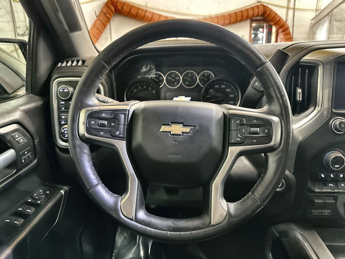 2021 Chevrolet Silverado 1500 Crew Cab LTZ Pickup 4D 5 3/4 ft