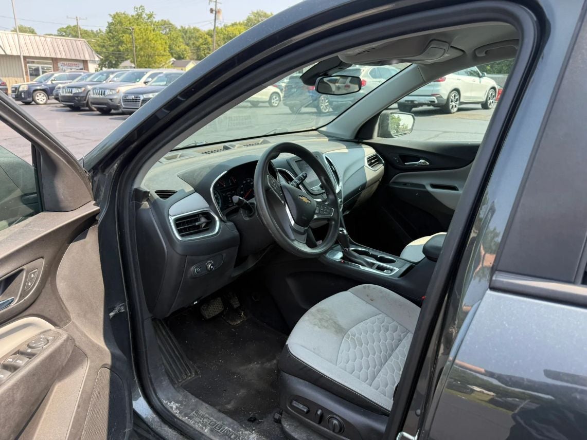 2020 Chevrolet Equinox LS Sport Utility 4D