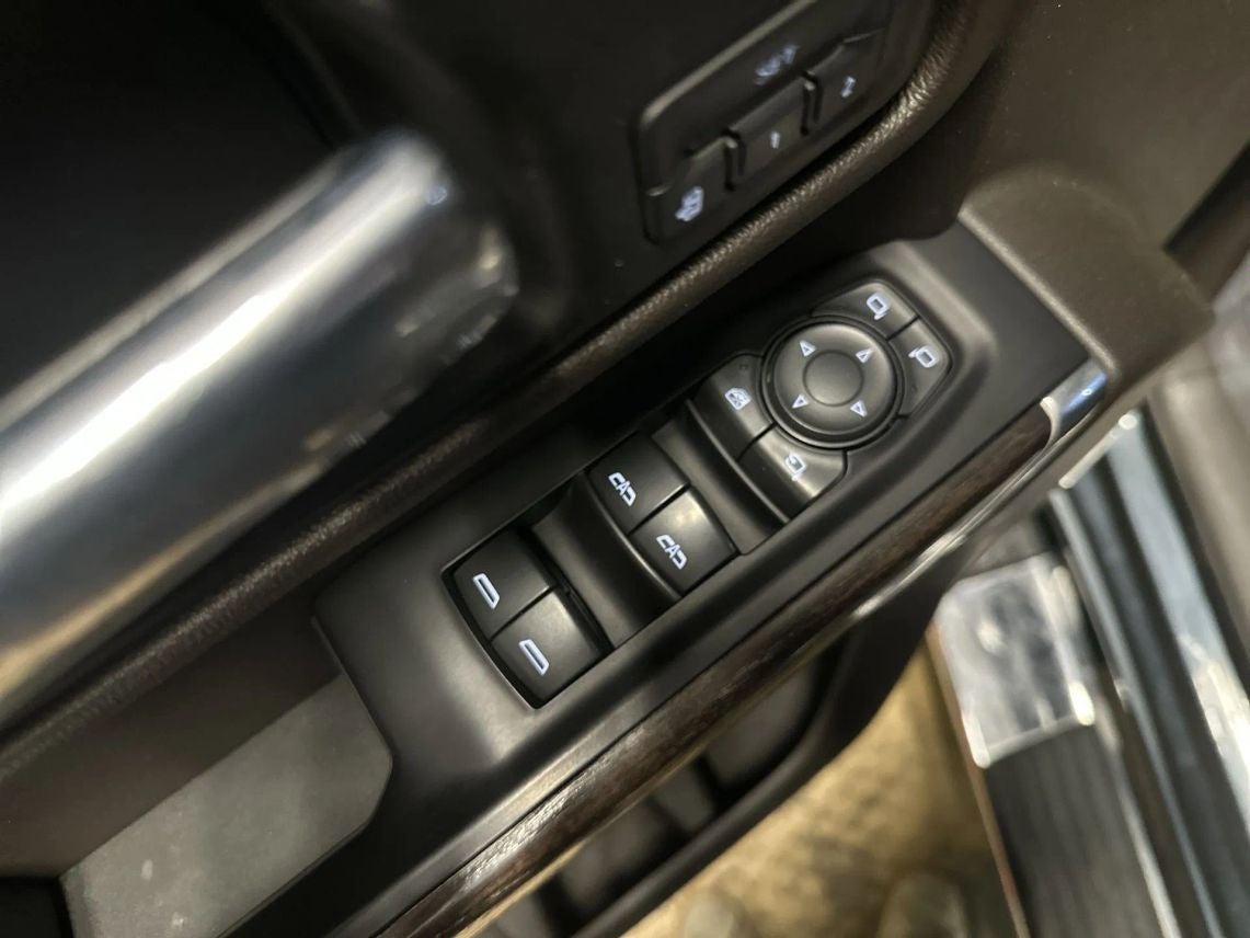2020 GMC Sierra 1500 Crew Cab Denali Pickup 4D 5 3/4 ft