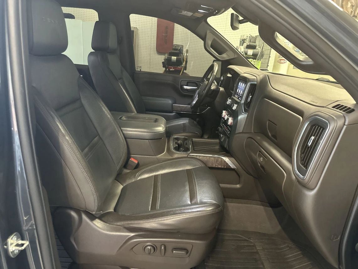 2020 GMC Sierra 1500 Crew Cab Denali Pickup 4D 5 3/4 ft