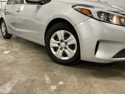 2017 Kia Forte LX Sedan 4D