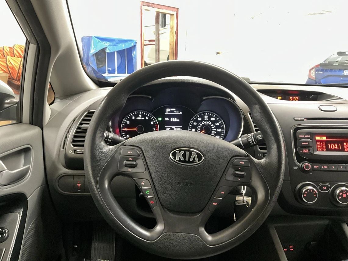 2017 Kia Forte LX Sedan 4D