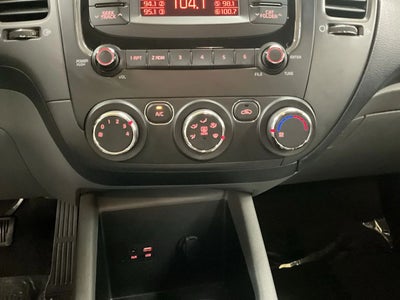 2017 Kia Forte LX Sedan 4D