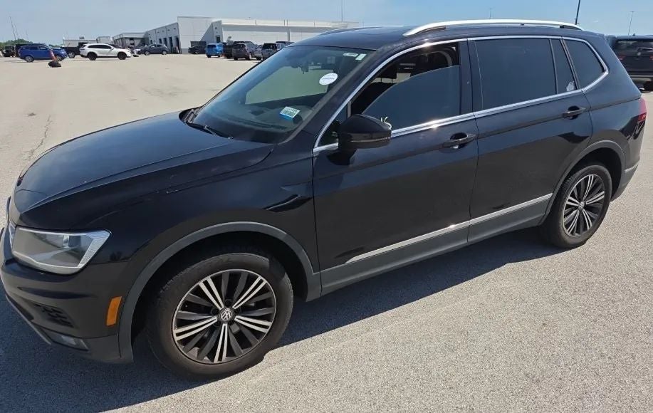 2018 Volkswagen Tiguan 2.0T SEL Sport Utility 4D
