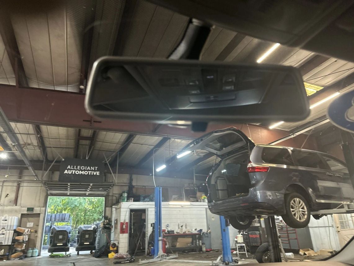 2018 Volkswagen Tiguan 2.0T SEL Sport Utility 4D