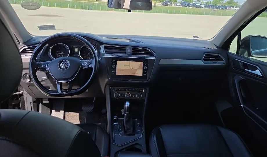 2018 Volkswagen Tiguan 2.0T SEL Sport Utility 4D