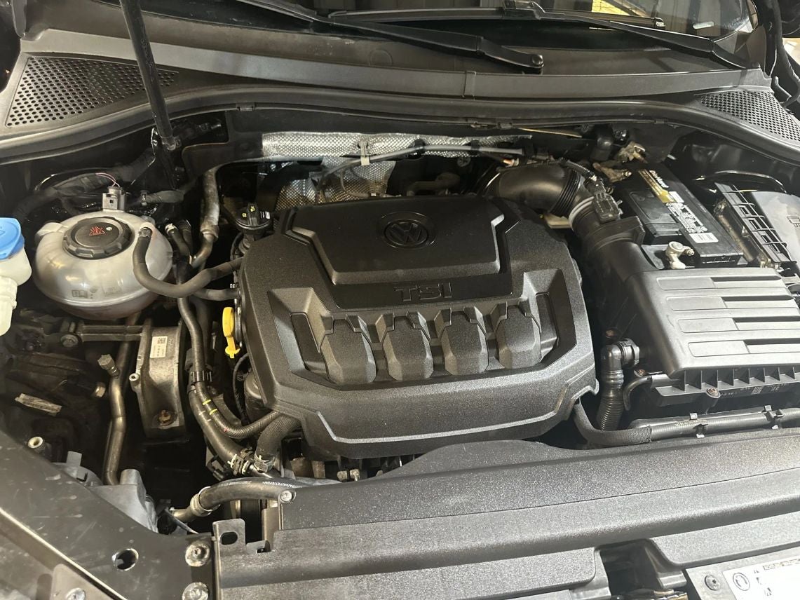 2018 Volkswagen Tiguan 2.0T SEL Sport Utility 4D
