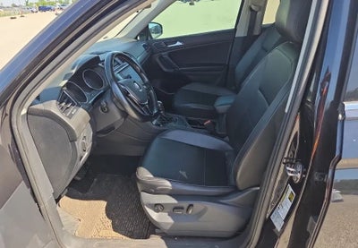 2018 Volkswagen Tiguan 2.0T SEL Sport Utility 4D
