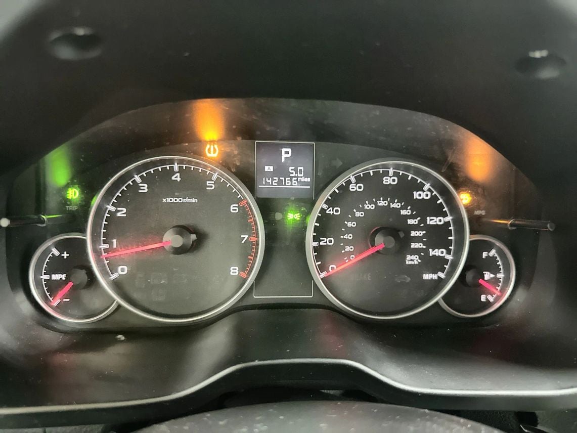 2014 Subaru Outback 2.5i Premium Wagon 4D