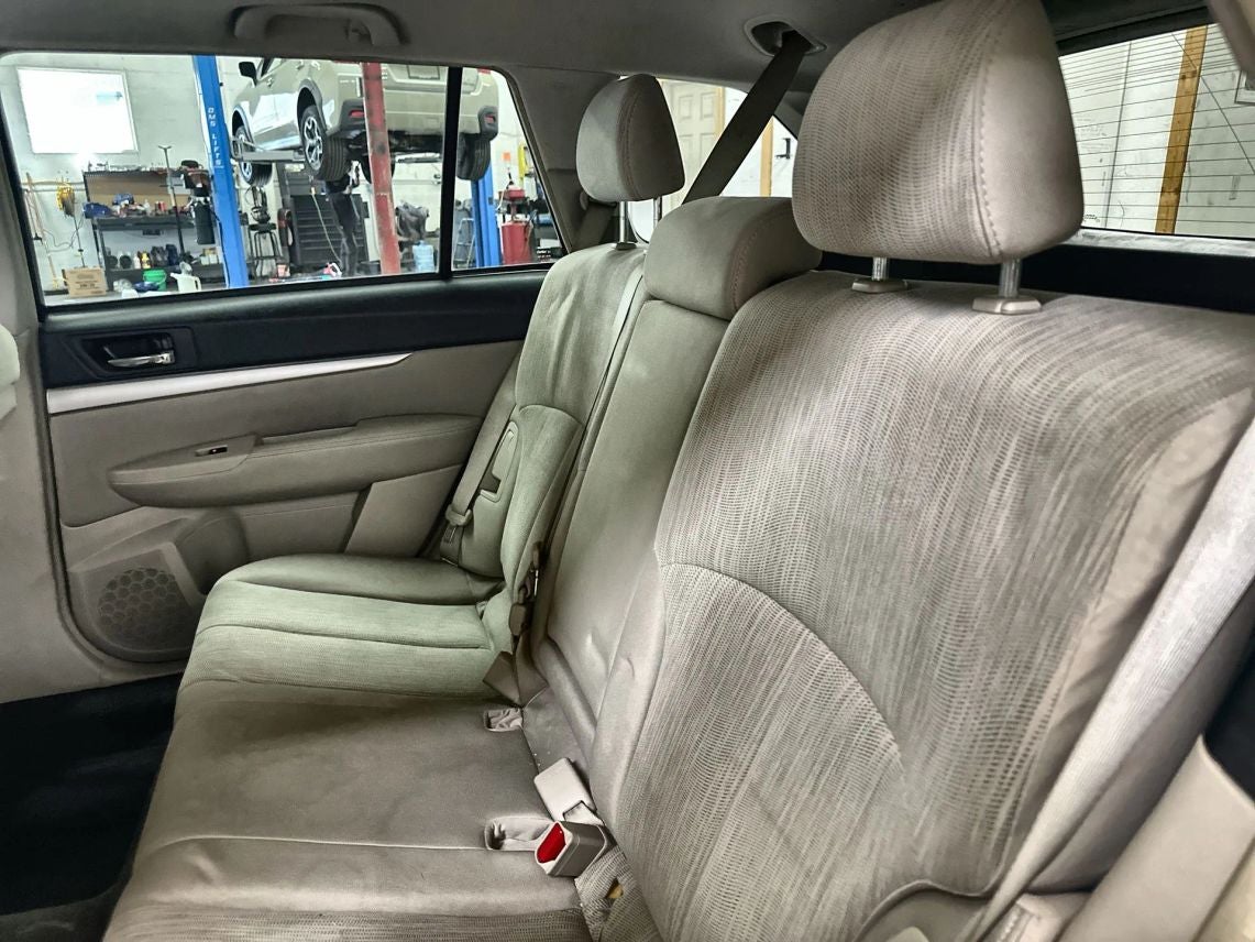 2014 Subaru Outback 2.5i Premium Wagon 4D