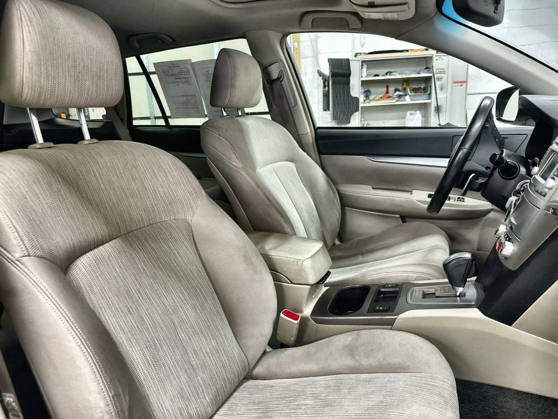 2014 Subaru Outback 2.5i Premium Wagon 4D