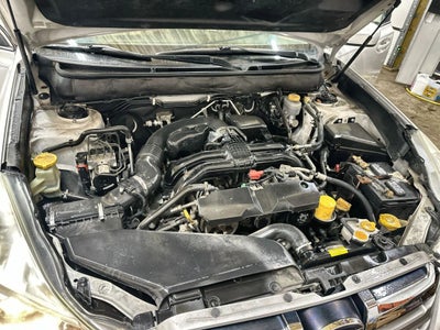 2014 Subaru Outback 2.5i Premium Wagon 4D