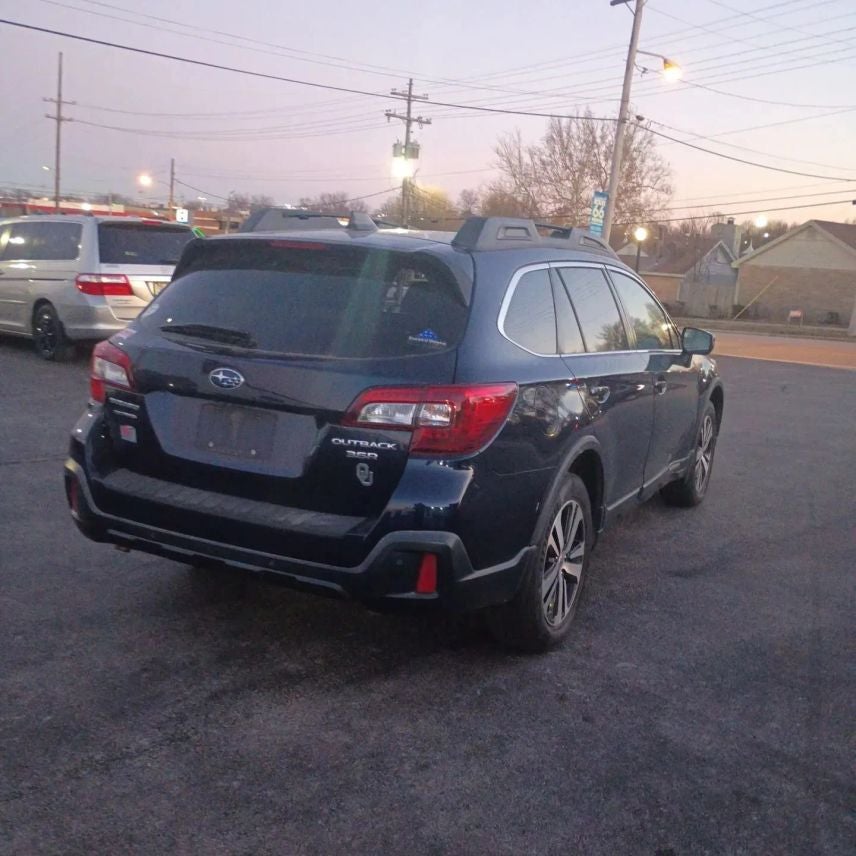 2018 Subaru Outback 3.6R Limited Wagon 4D