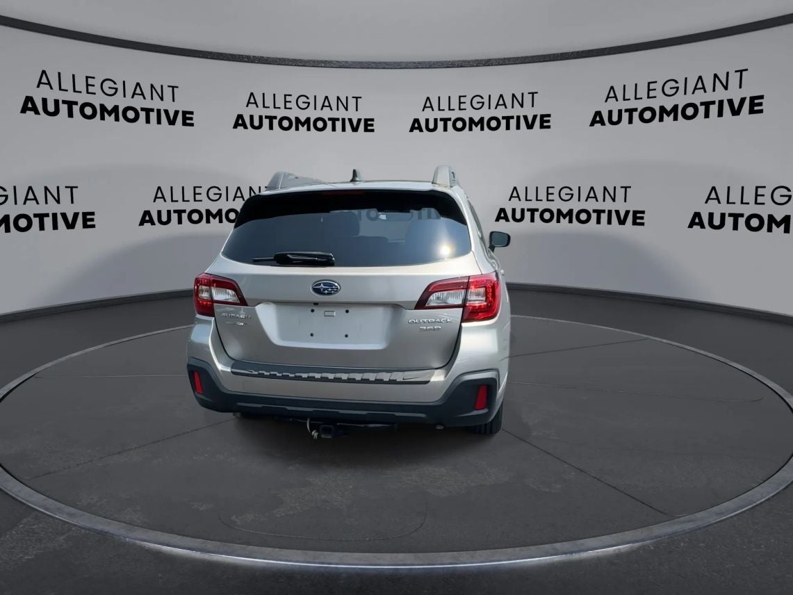 2018 Subaru Outback 3.6R Limited Wagon 4D
