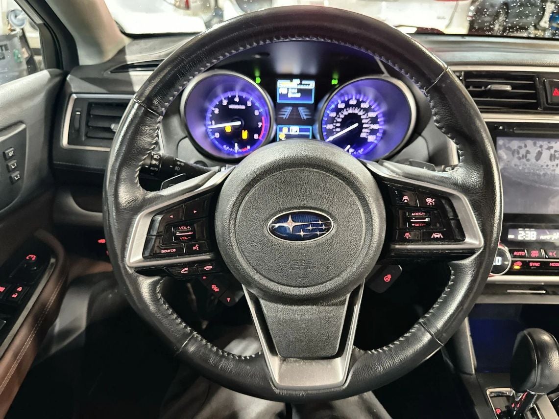 2018 Subaru Outback 3.6R Touring Wagon 4D