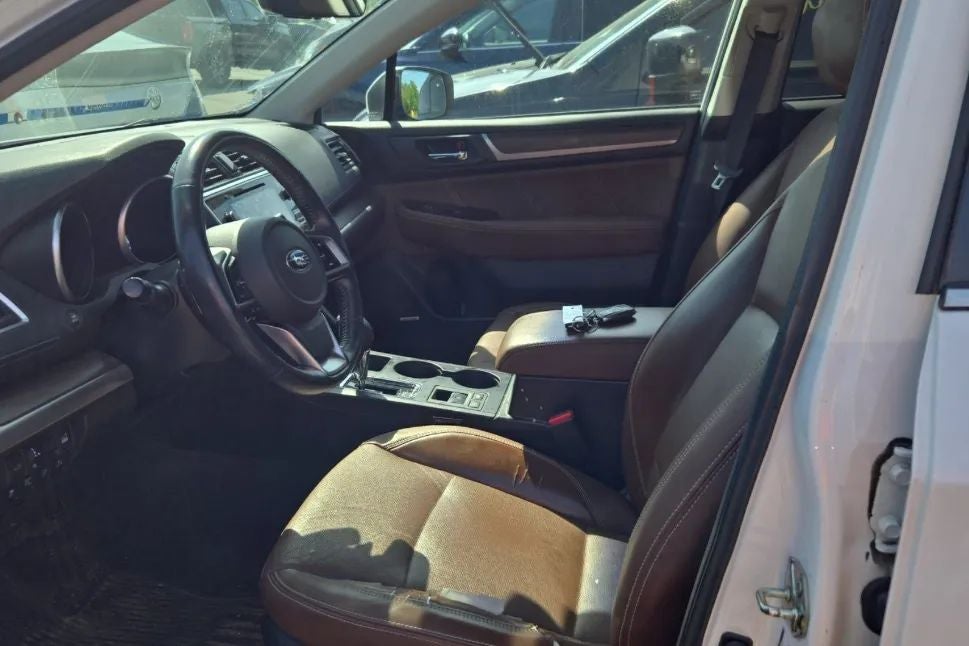 2018 Subaru Outback 3.6R Touring Wagon 4D