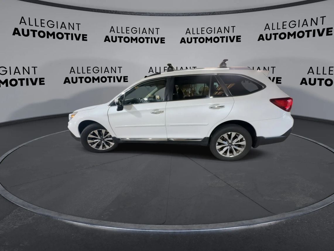 2018 Subaru Outback 3.6R Touring Wagon 4D