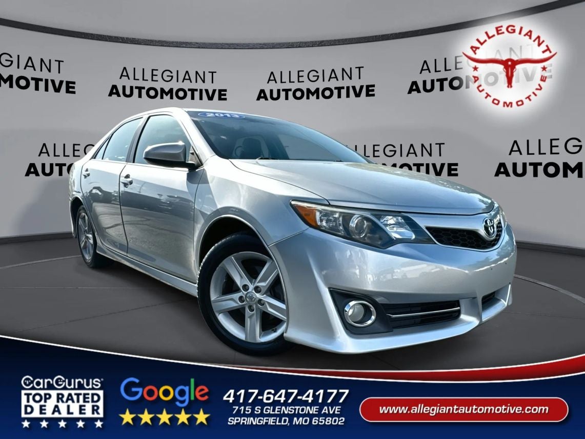 2013 Toyota Camry SE Sedan 4D