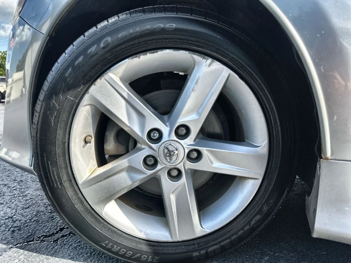 2013 Toyota Camry SE Sedan 4D