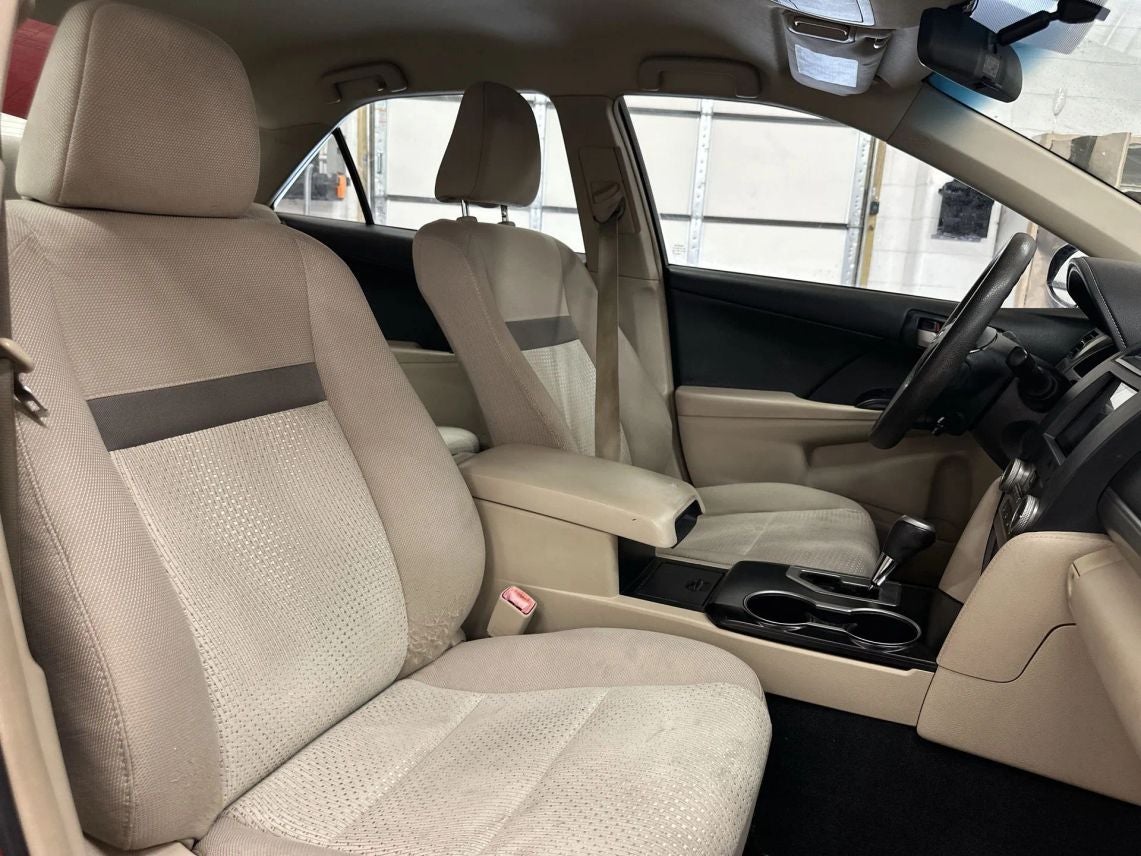 2014 Toyota Camry LE Sedan 4D