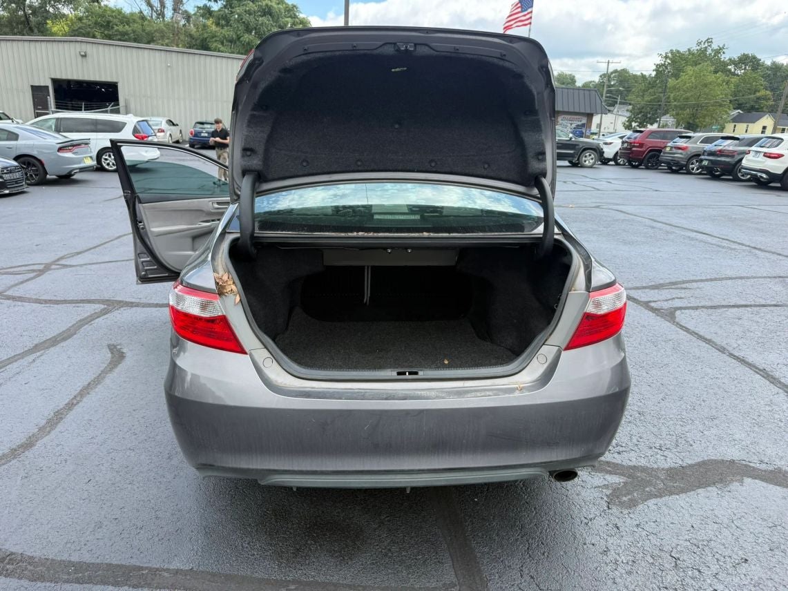 2015 Toyota Camry XSE Sedan 4D