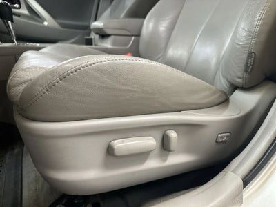 2011 Toyota Camry SE Sedan 4D