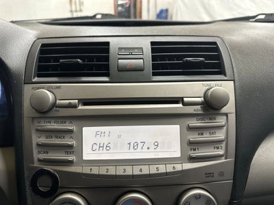 2011 Toyota Camry SE Sedan 4D