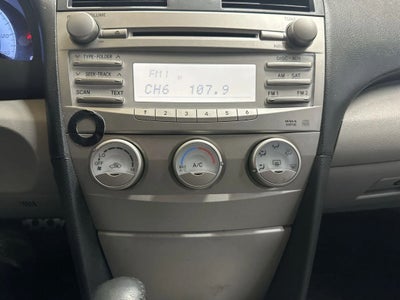 2011 Toyota Camry SE Sedan 4D