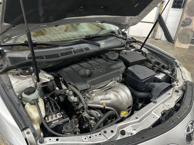 2011 Toyota Camry SE Sedan 4D