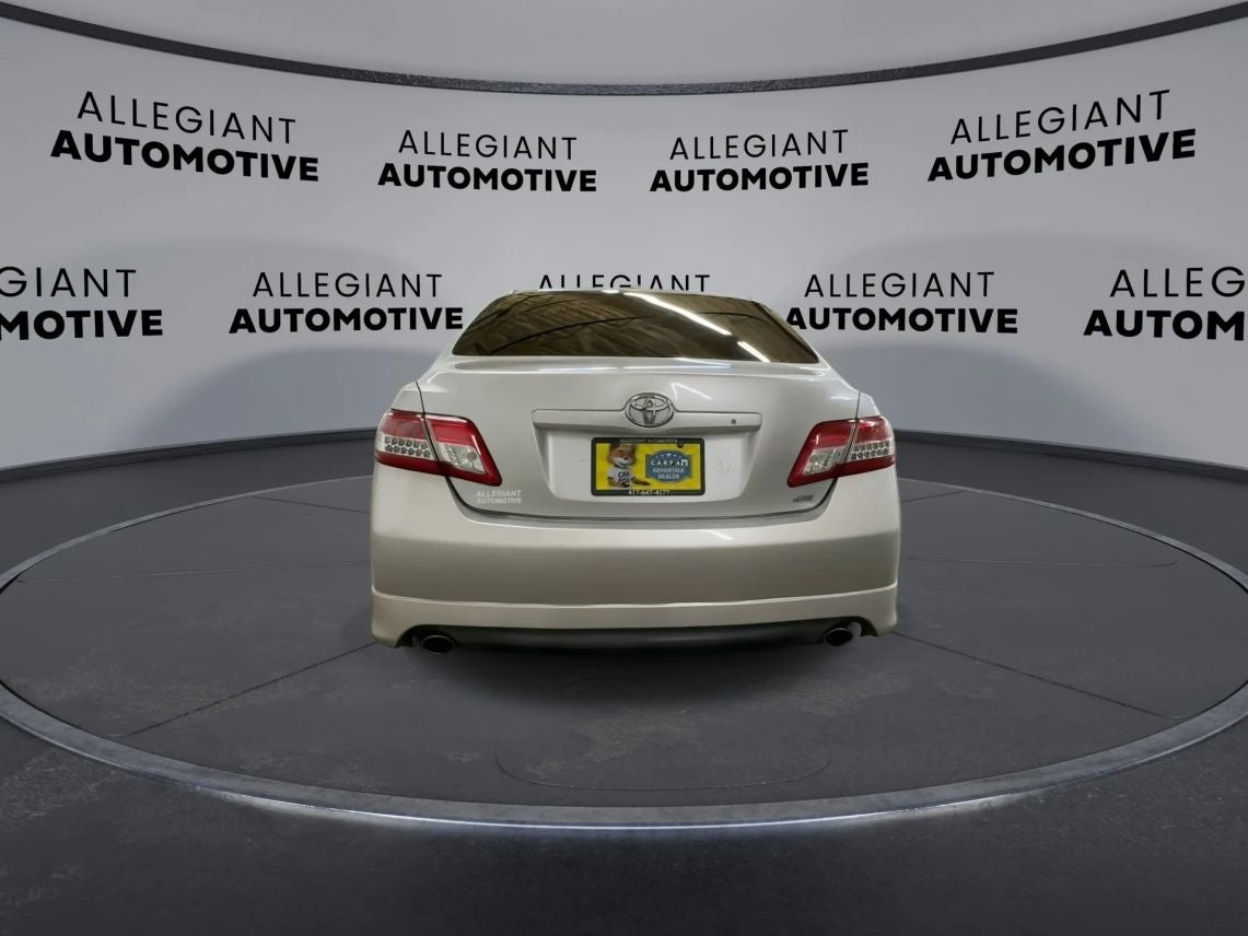 2011 Toyota Camry SE Sedan 4D