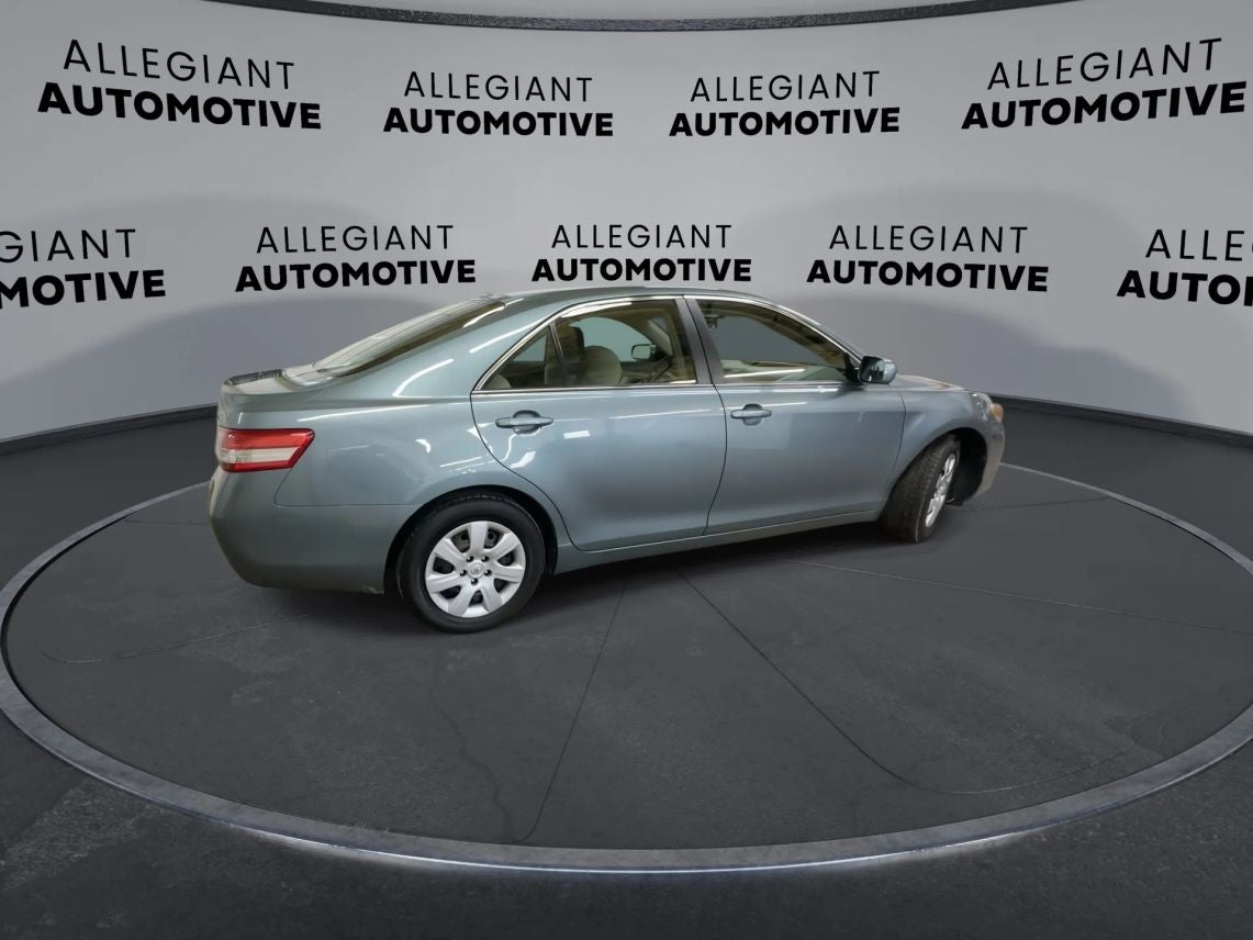 2010 Toyota Camry LE Sedan 4D