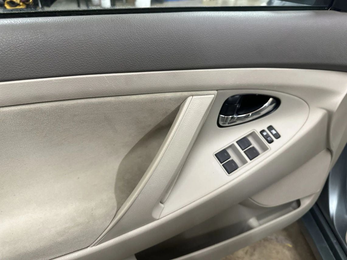 2010 Toyota Camry LE Sedan 4D