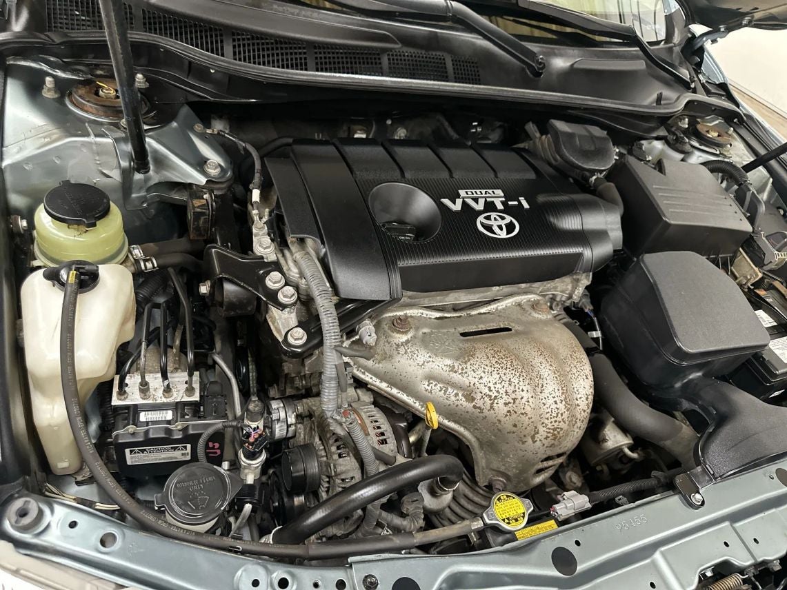 2010 Toyota Camry LE Sedan 4D