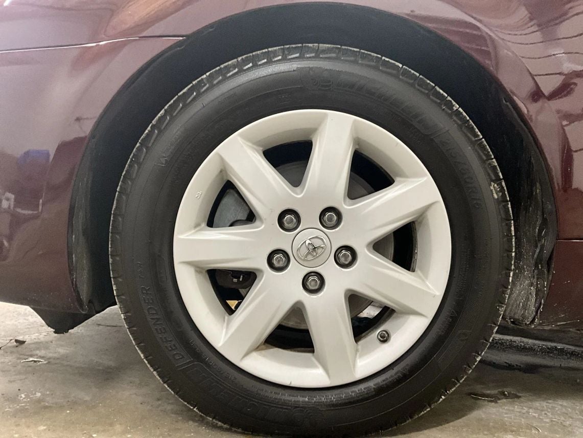 2009 Toyota Avalon XL Sedan 4D