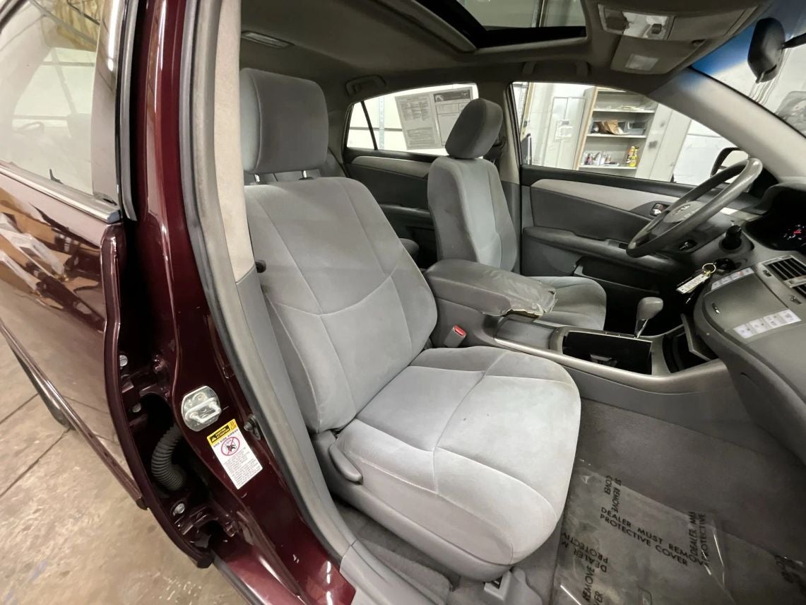 2009 Toyota Avalon XL Sedan 4D