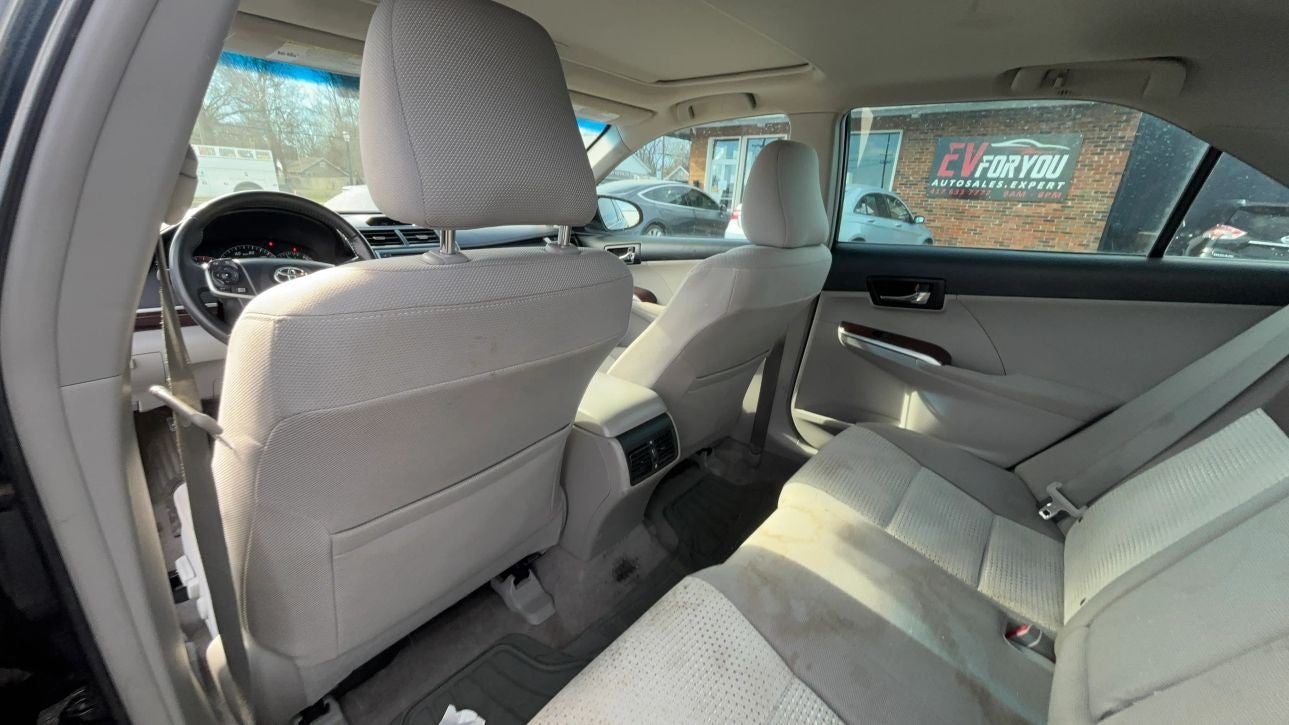 2012 Toyota Camry XLE Sedan 4D