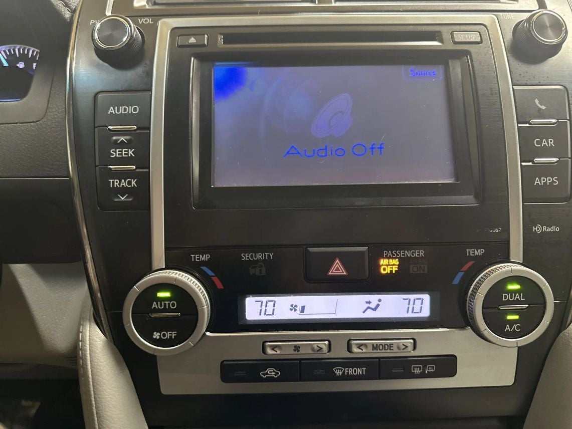 2012 Toyota Camry XLE Sedan 4D