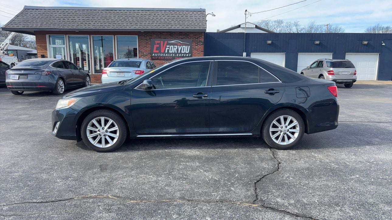 2012 Toyota Camry XLE Sedan 4D