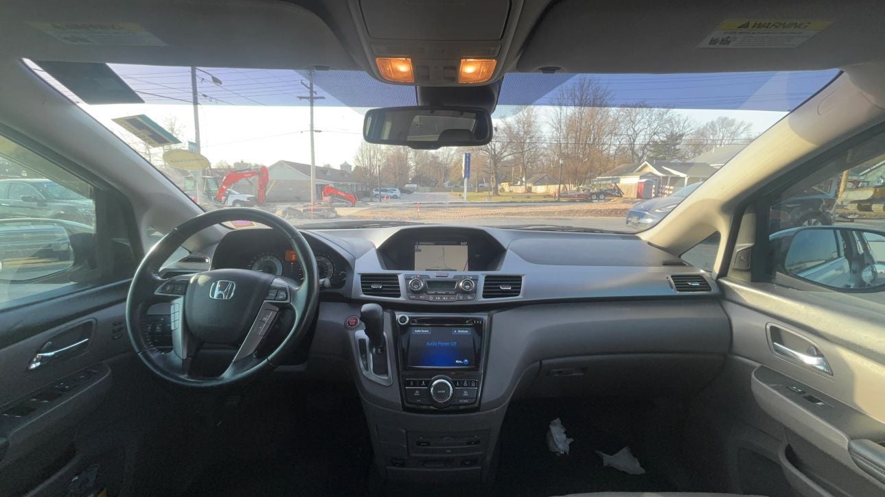 2016 Honda Odyssey Touring Elite Minivan 4D