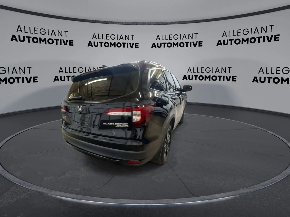 2022 Honda Pilot Black Edition Sport Utility 4D