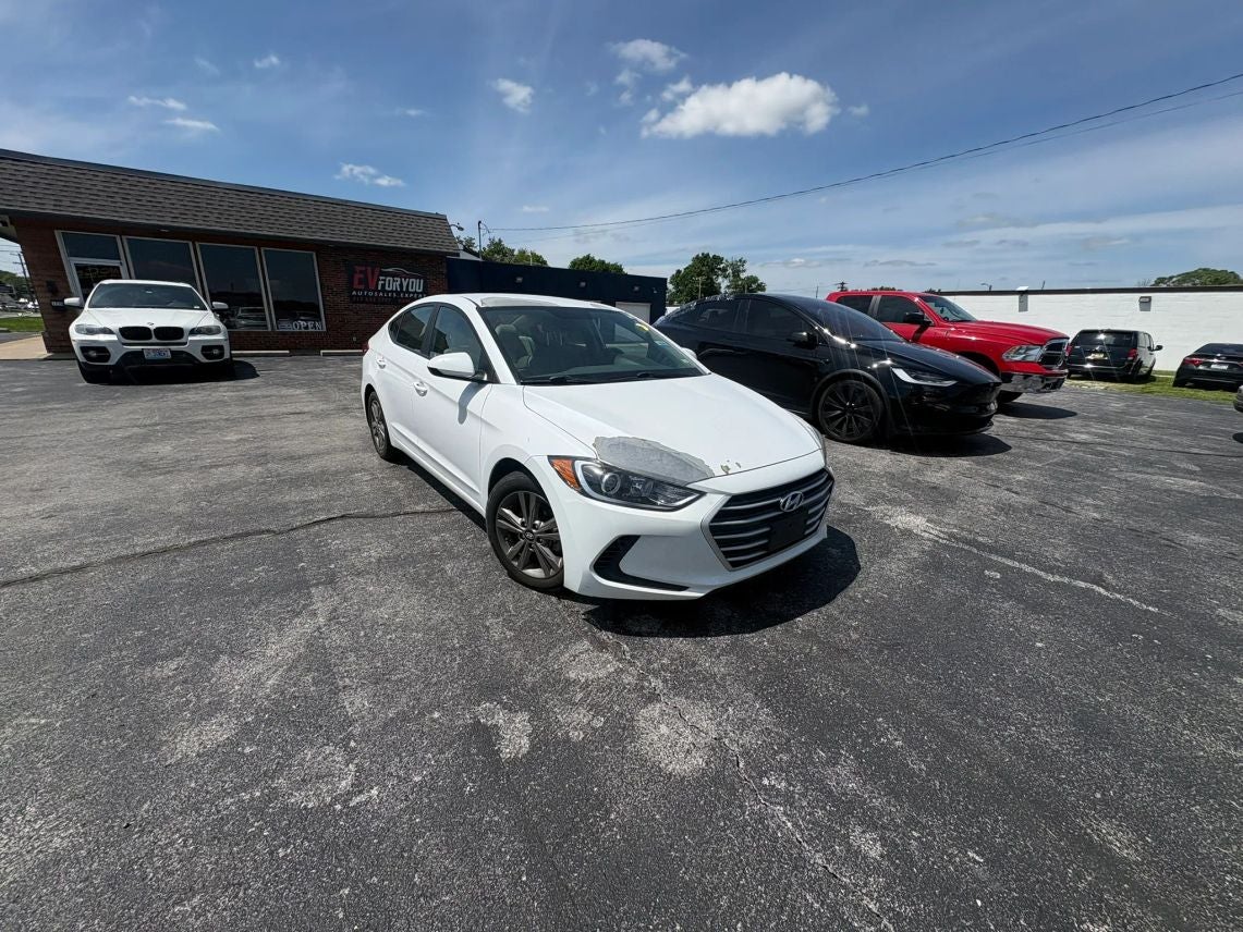 2017 Hyundai Elantra SE Sedan 4D