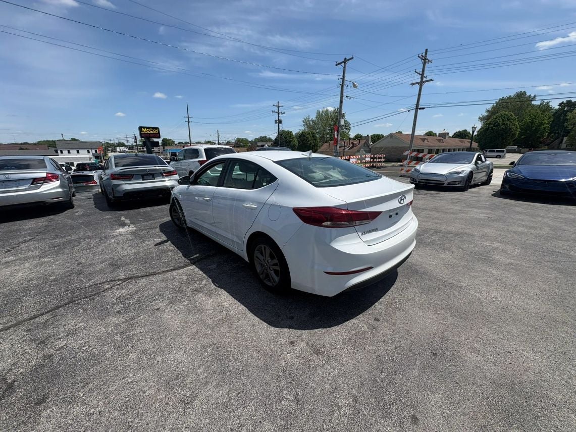 2017 Hyundai Elantra SE Sedan 4D