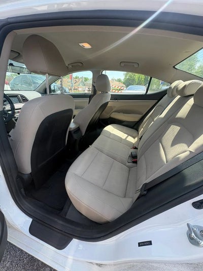2017 Hyundai Elantra SE Sedan 4D